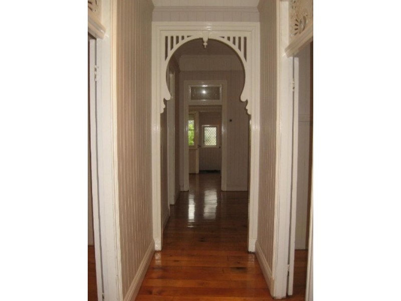 15 Sixth Avenue, Kedron QLD 4031