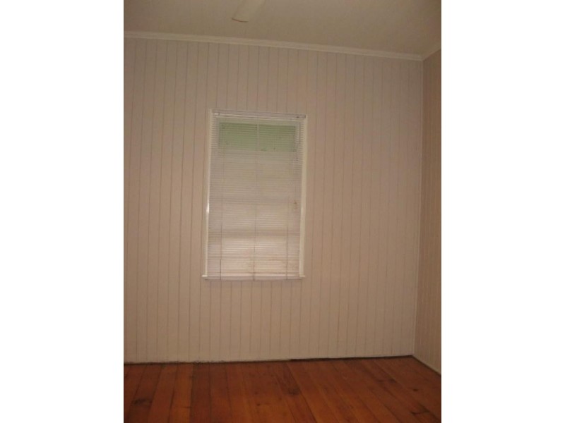 15 Sixth Avenue, Kedron QLD 4031