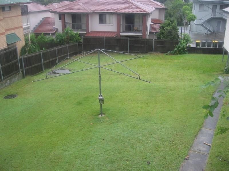 15 Sixth Avenue, Kedron QLD 4031