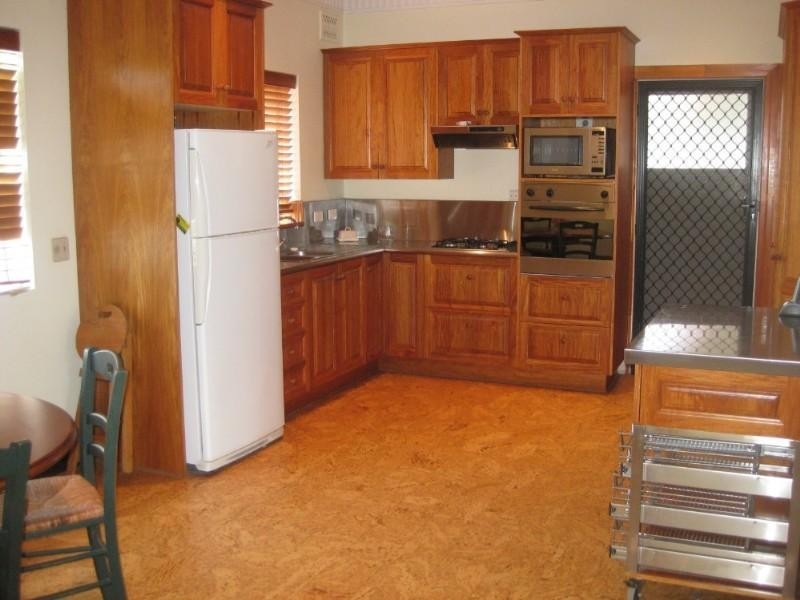 33 Parkdale Street, Kedron QLD 4031