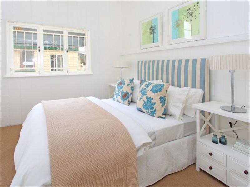 54 Stoneleigh Street, Albion QLD 4010