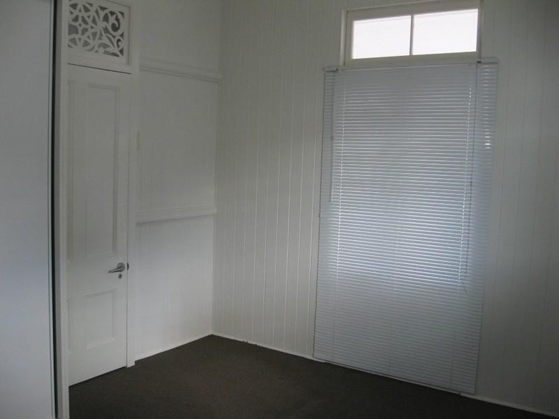 15 Bess Street, Windsor QLD 4030