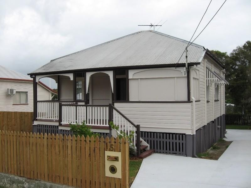 15 Bess Street, Windsor QLD 4030