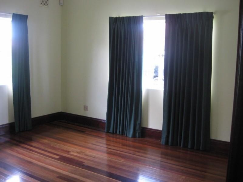 33 Parkdale Street, Kedron QLD 4031