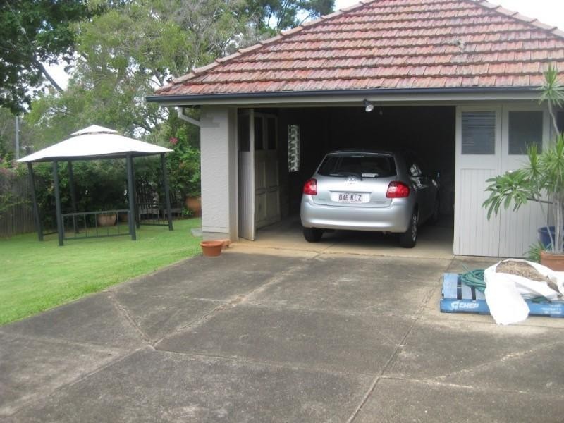 33 Parkdale Street, Kedron QLD 4031
