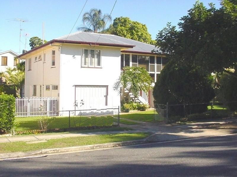 31 Ada Street, Windsor QLD 4030