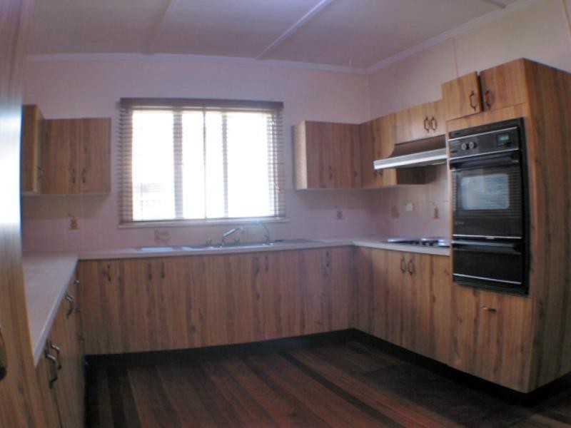 31 Ada Street, Windsor QLD 4030