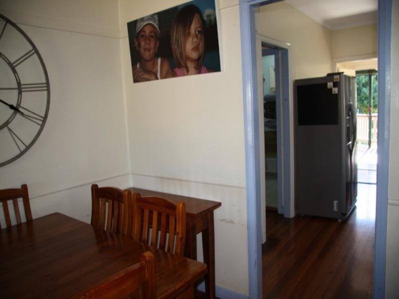 17 Mark Street, Newmarket QLD 4051