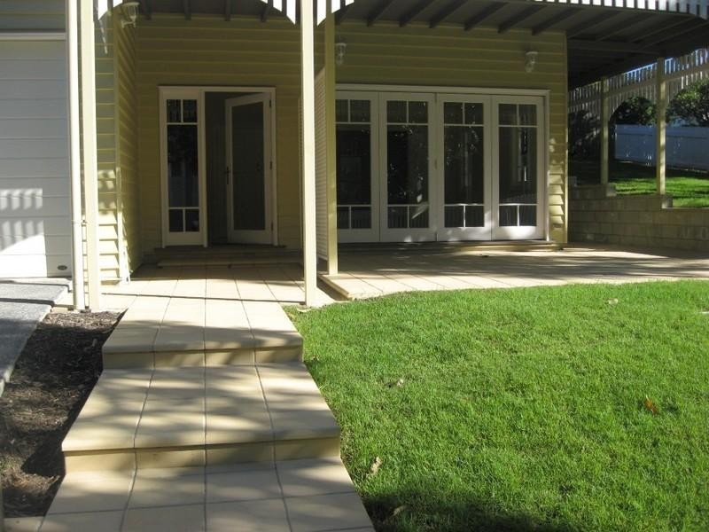 195 Edmondstone Street, Wilston QLD 4051