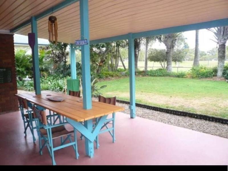 37 O’Quinn Street, Nudgee Beach QLD 4014