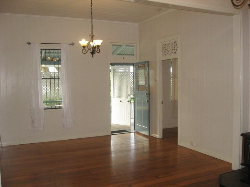 44 Taylor Street, Windsor QLD 4030