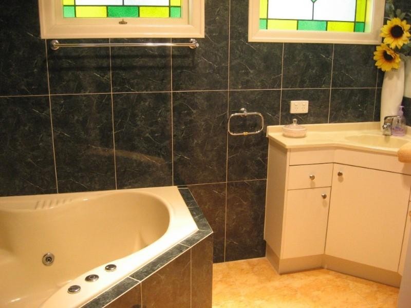 71 Eleventh Avenue, Kedron QLD 4031