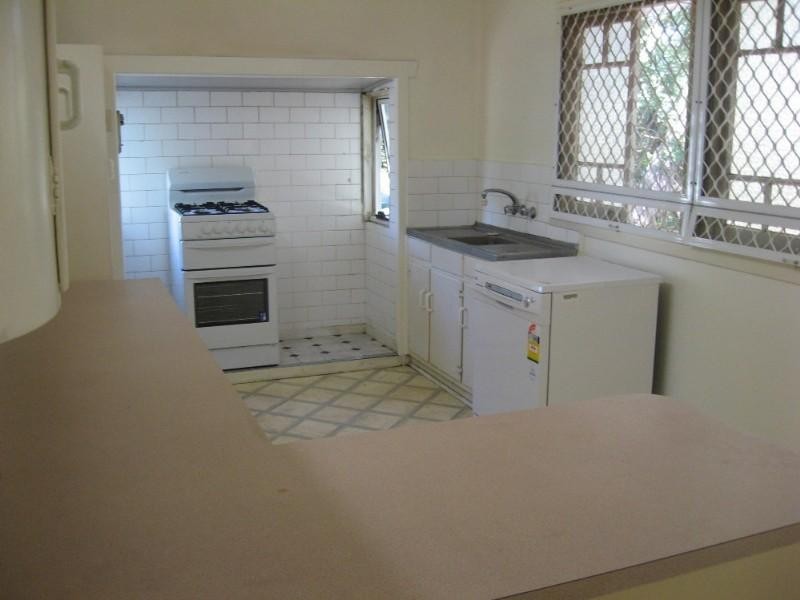 16 Jack Street, Gordon Park QLD 4031