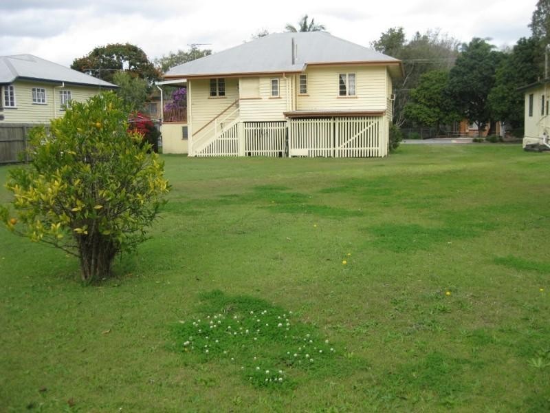 24 Bowen Street, Windsor QLD 4030