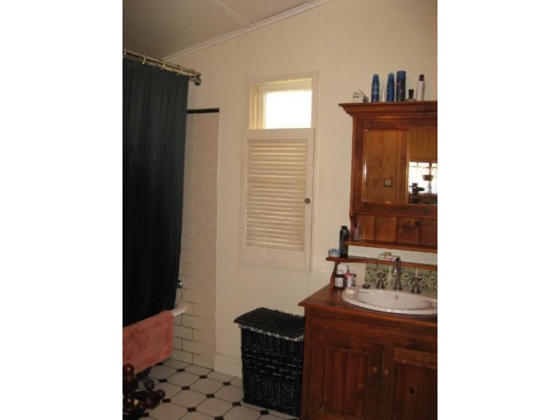 98 Somerset Road, Kedron QLD 4031