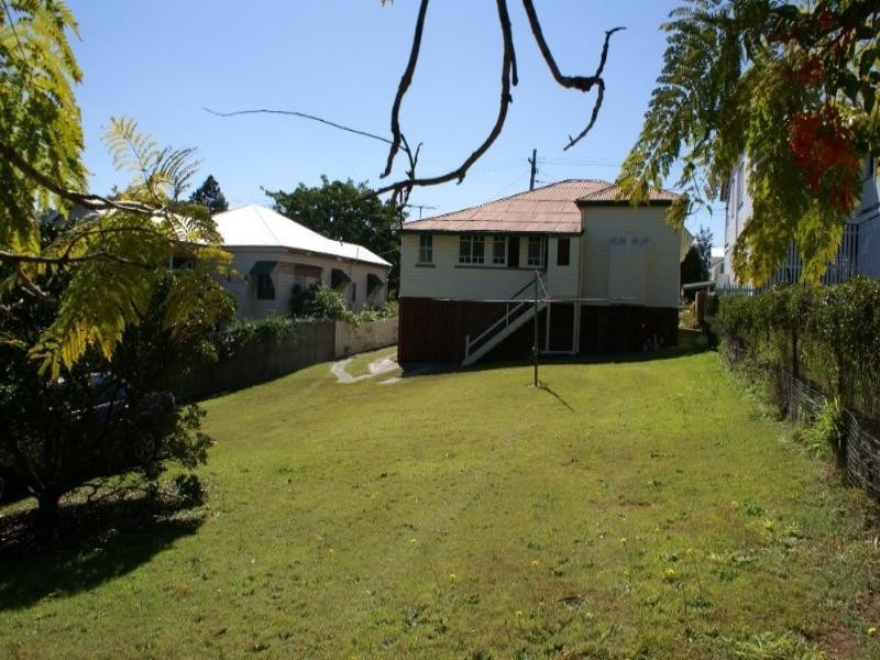 82 Primrose Street, Grange QLD 4051