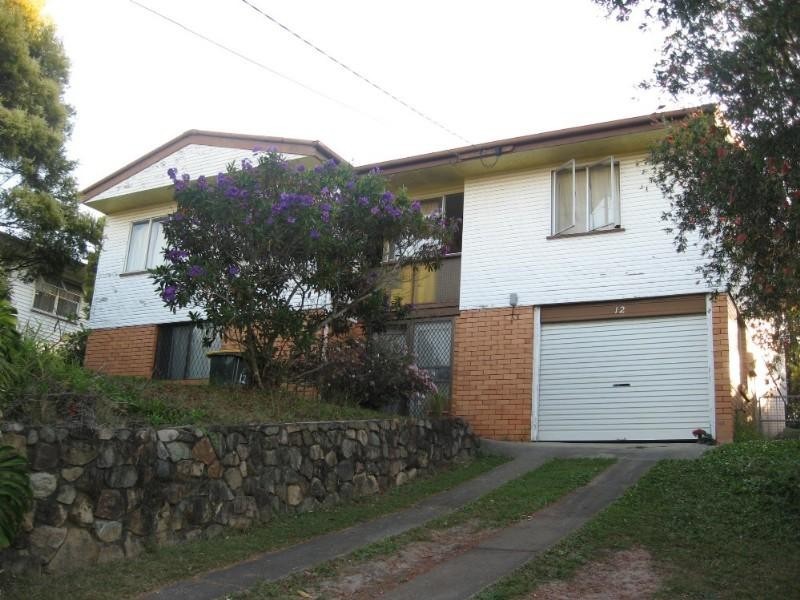 12 Kingaroy Street, Stafford Heights QLD 4053