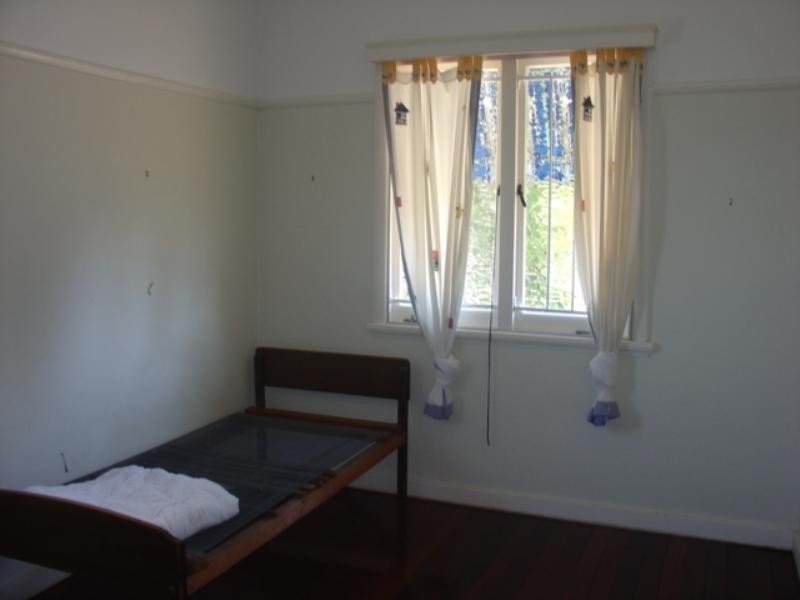 21 Mackay Street, Windsor QLD 4030