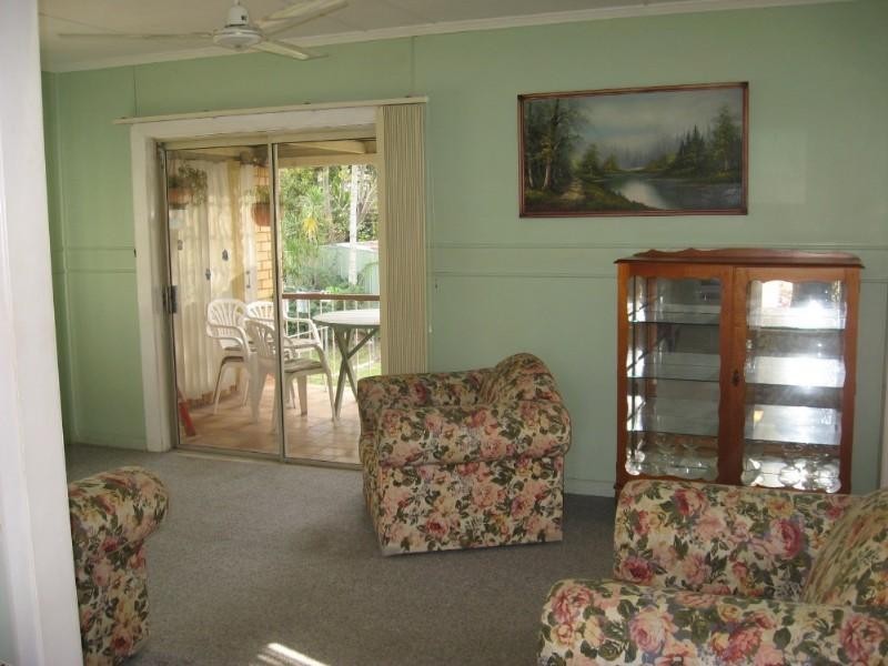 64 Tenth Avenue, Kedron QLD 4031