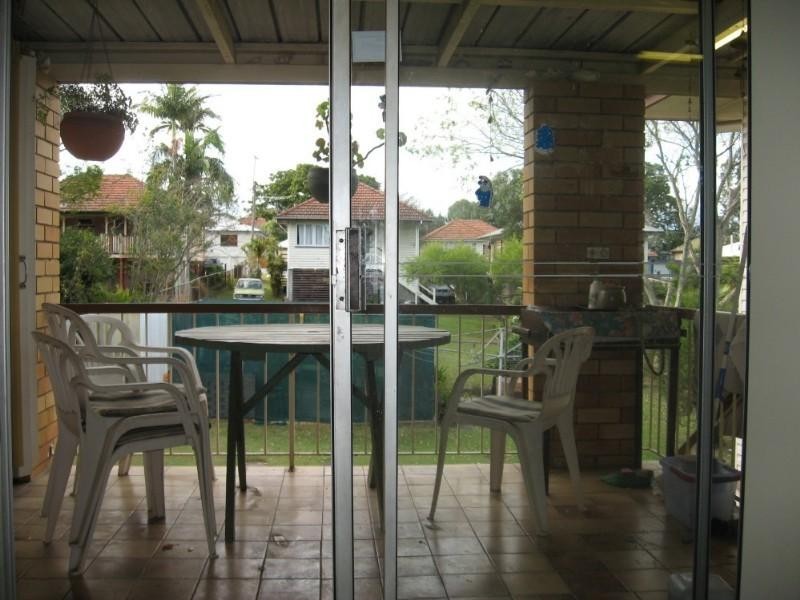 64 Tenth Avenue, Kedron QLD 4031