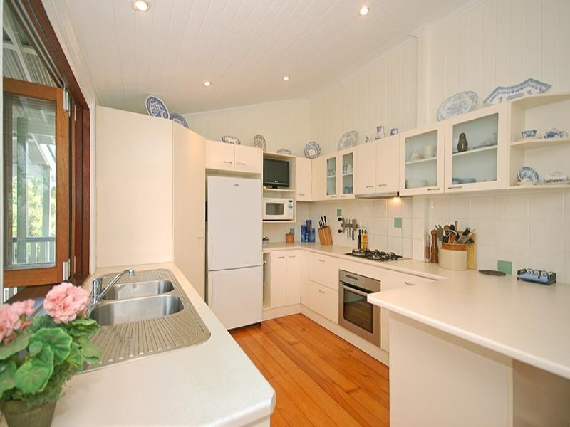 64 Gilbert Road, Lutwyche QLD 4030