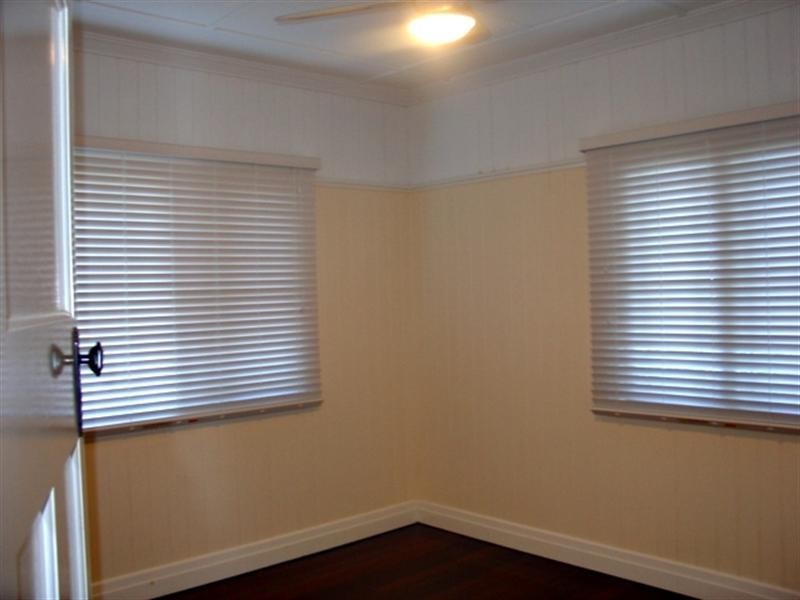 48 Twelfth Avenue, Kedron QLD 4031