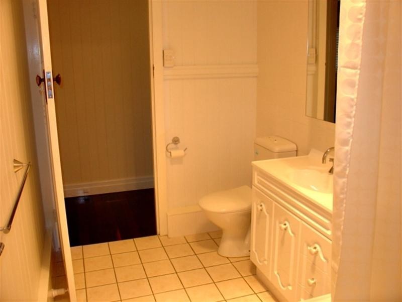 48 Twelfth Avenue, Kedron QLD 4031