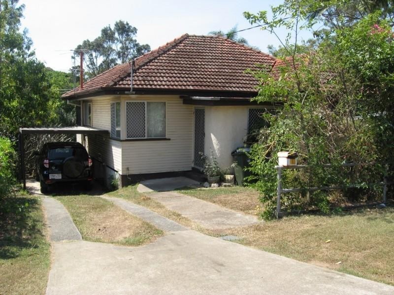 42 Fourteenth Avenue, Kedron QLD 4031