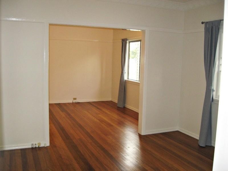 49 Twelfth Avenue, Kedron QLD 4031