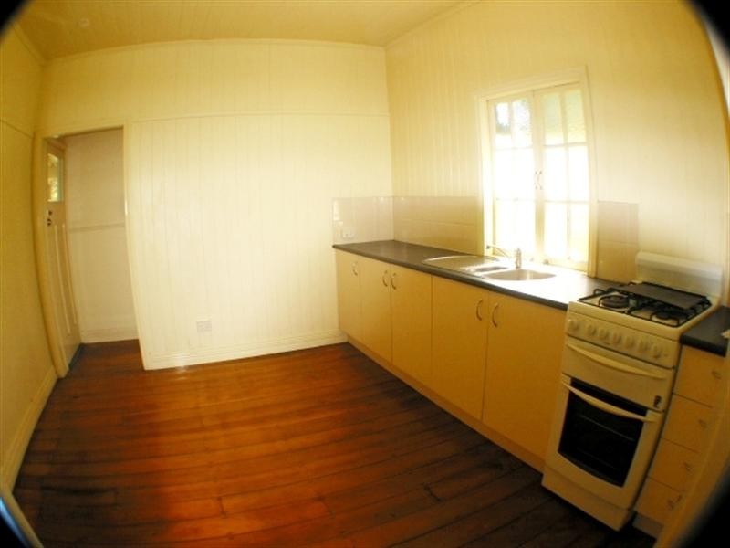 33 Northey Street, Windsor QLD 4030