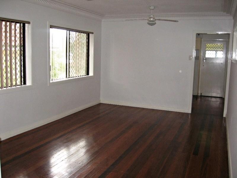 59 Twelfth Avenue, Kedron QLD 4031