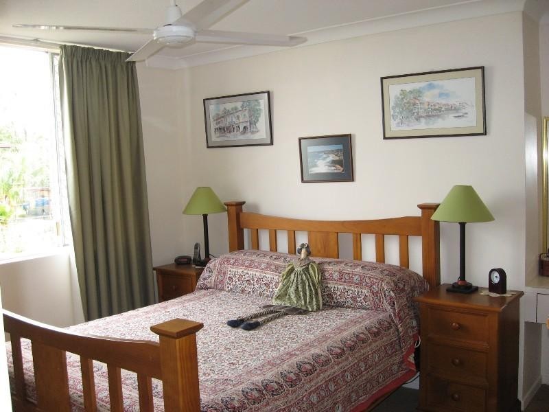 1/25 Victoria Terrace, Gordon Park QLD 4031