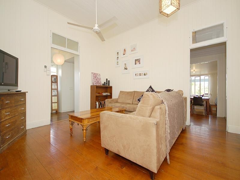 21 Seabrook Street, Kedron QLD 4031