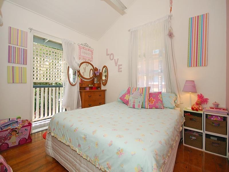 21 Seabrook Street, Kedron QLD 4031