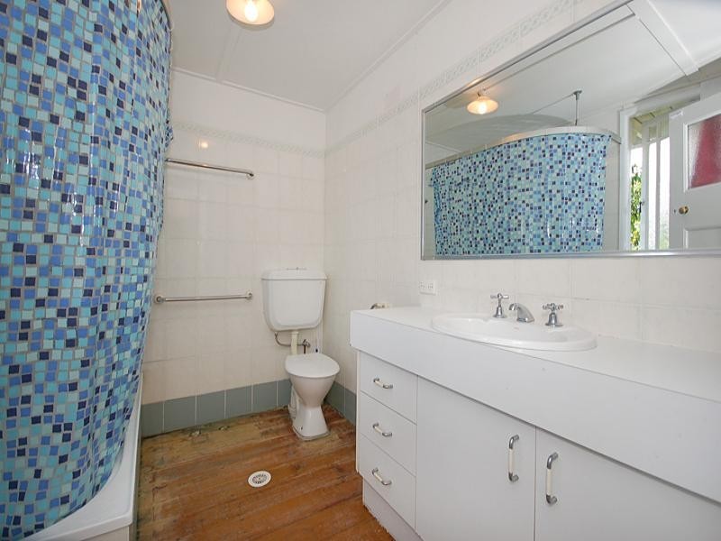 21 Seabrook Street, Kedron QLD 4031