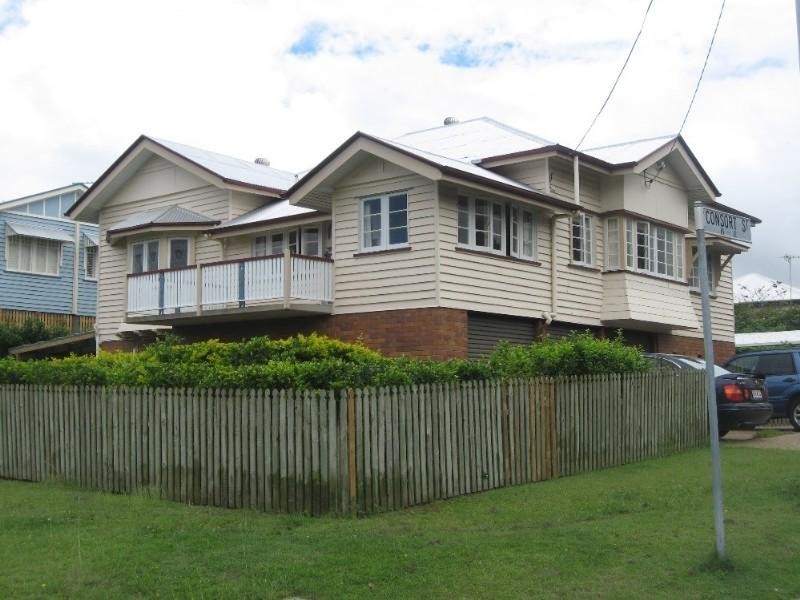 17 Dennis Street, Grange QLD 4051