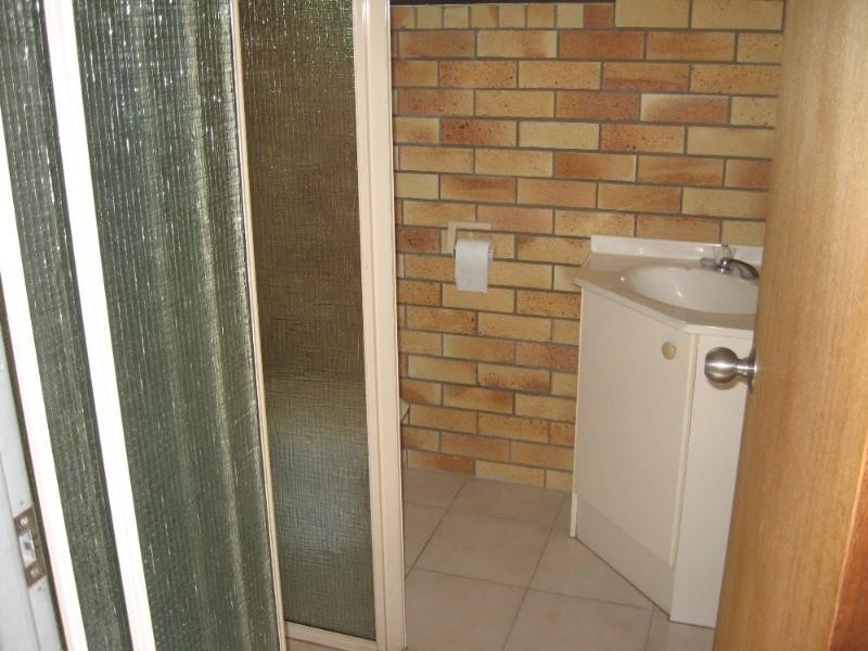 17 Dennis Street, Grange QLD 4051