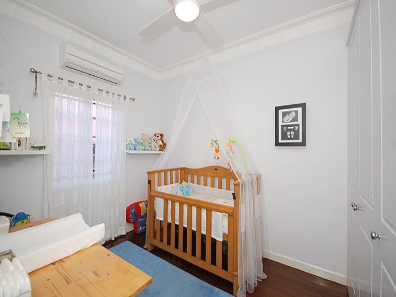 37 Edinburgh Castle Road, Kedron QLD 4031