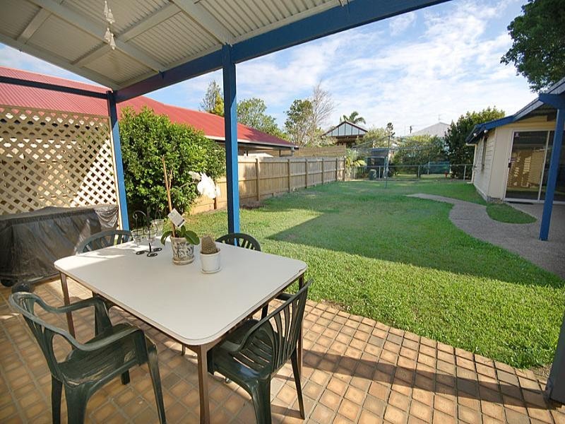 37 Edinburgh Castle Road, Kedron QLD 4031