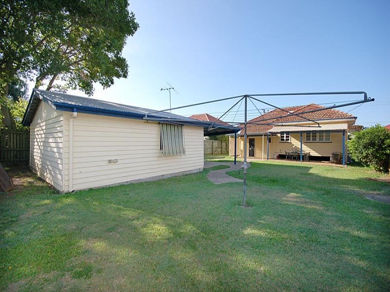 37 Edinburgh Castle Road, Kedron QLD 4031