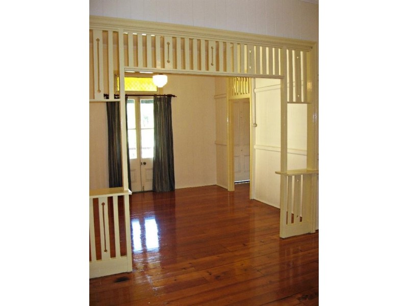 5 Adamson Street, Wooloowin QLD 4030