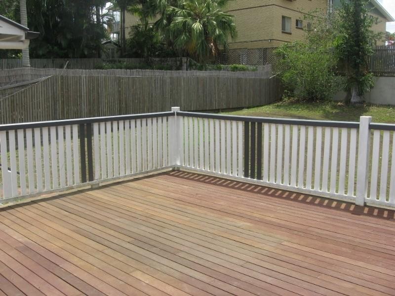 17 Oakwal Terrace, Windsor QLD 4030