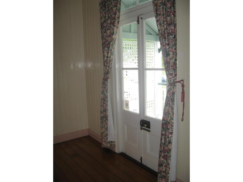 27 Cullen Street, Windsor QLD 4030