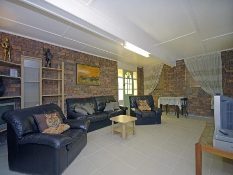 10 Sturt Street, Kedron QLD 4031