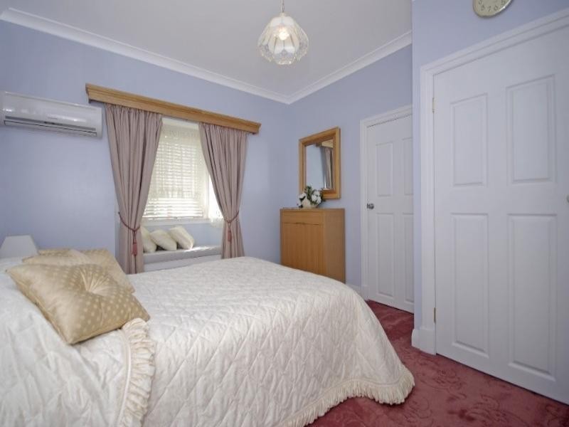 10 Sturt Street, Kedron QLD 4031