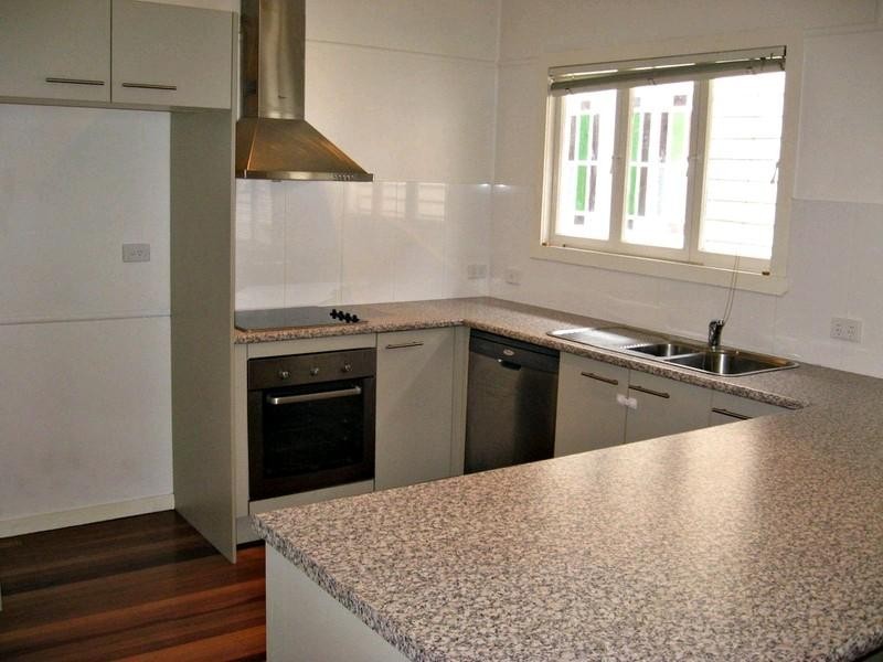 23 Grove Street, Albion QLD 4010