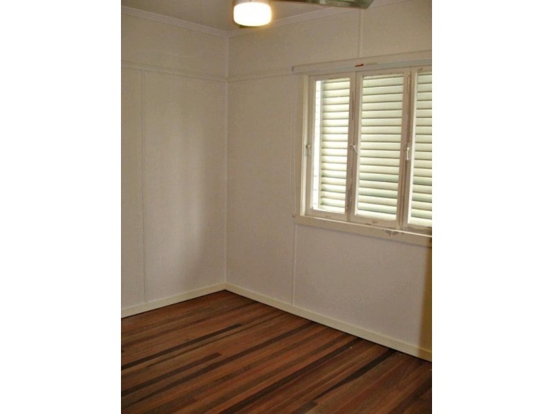 23 Grove Street, Albion QLD 4010