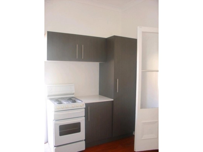 2/221 Lutwyche Road, Windsor QLD 4030