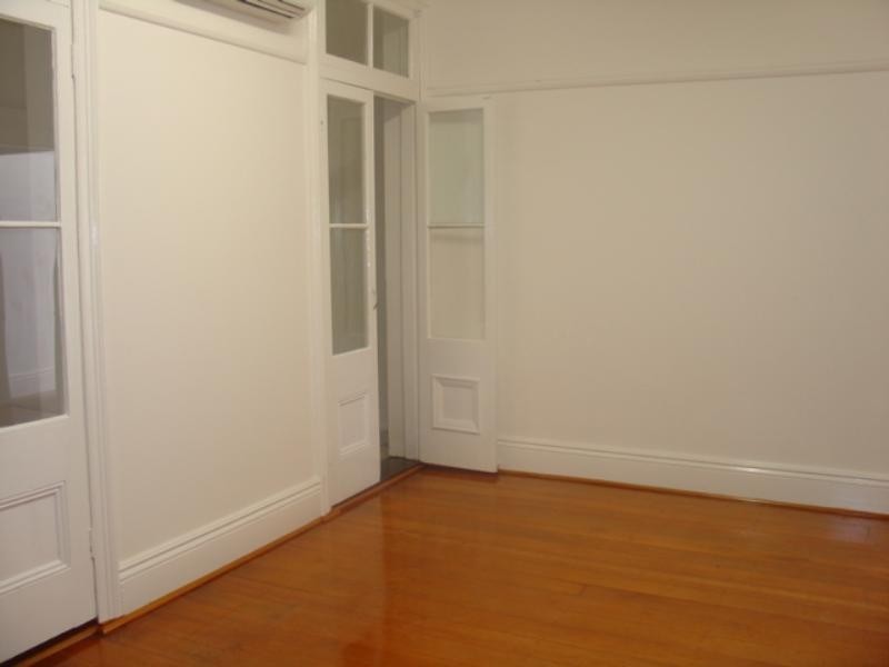 2/221 Lutwyche Road, Windsor QLD 4030