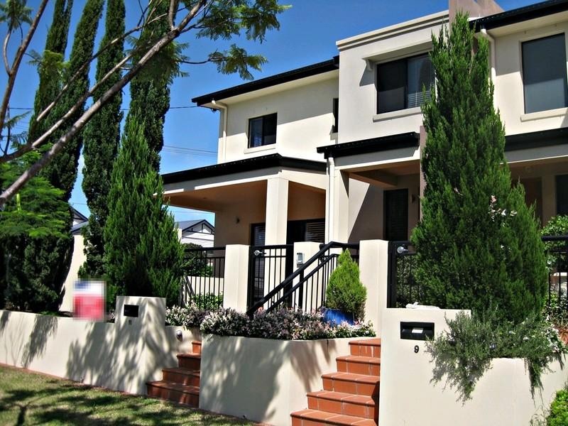 11 Gordon Street, Gordon Park QLD 4031